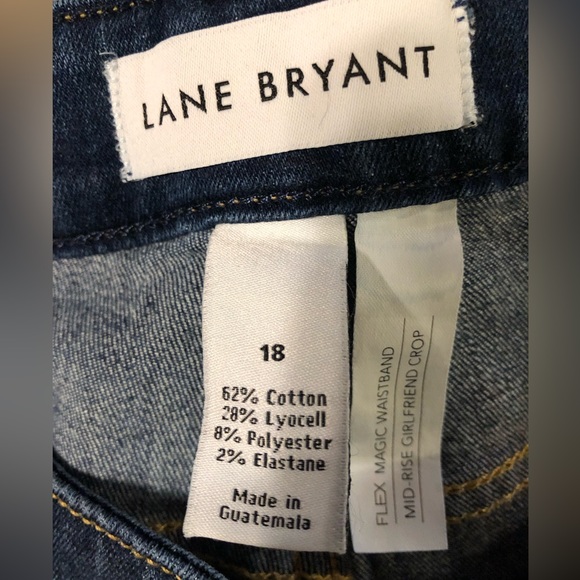 Lane Bryant Sz 18 Denim Crops - Picture 3 of 4